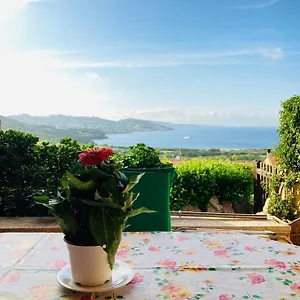 Casa vacanze Ginevra Surfhouse, Palau